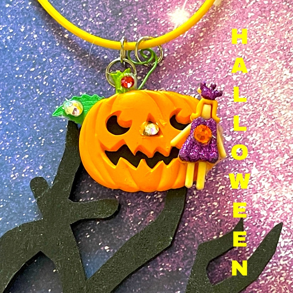 Halloween Queen Necklace trick or treat